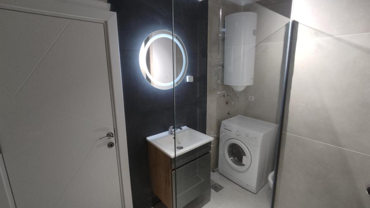 Sky View Luxury Center Skopje Apartments Zewnętrze zdjęcie