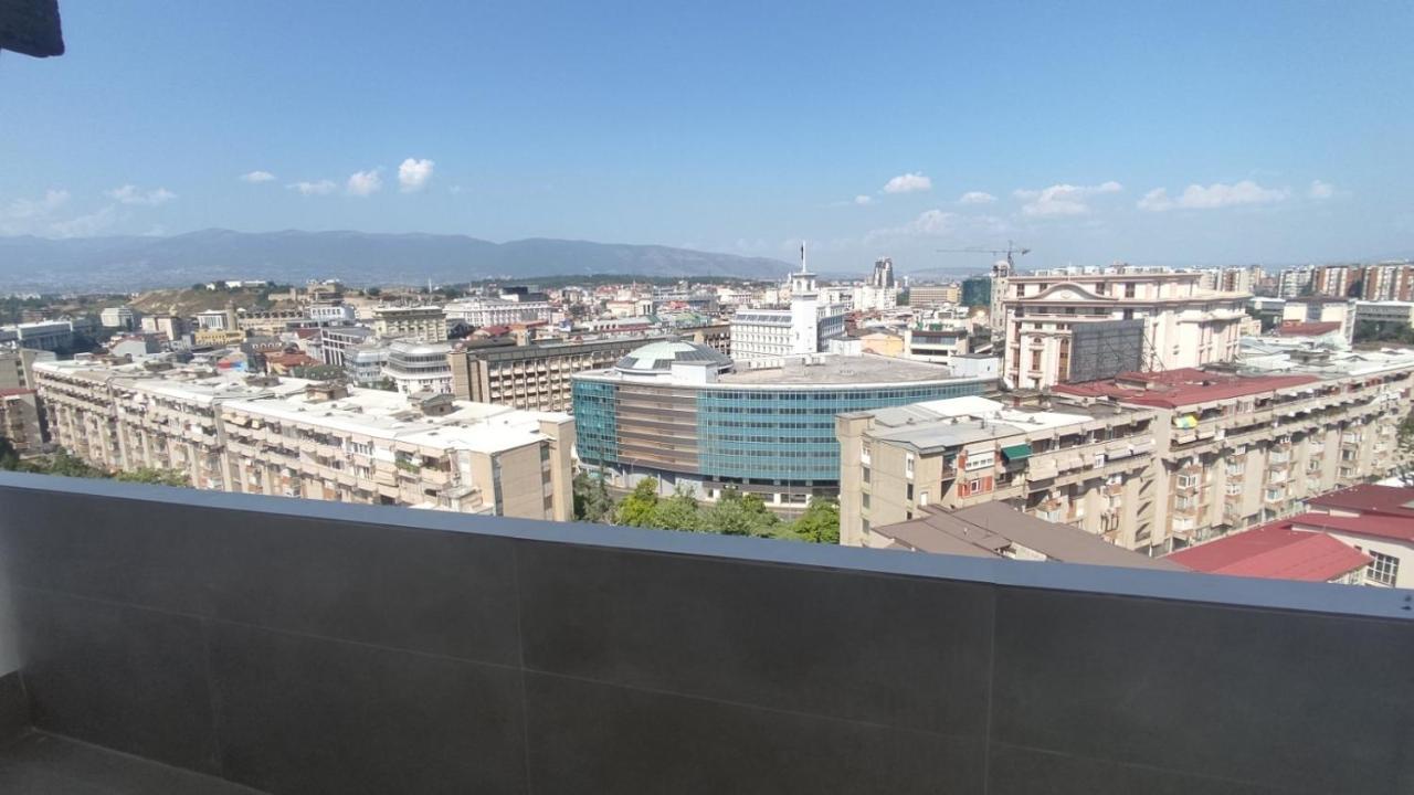 Sky View Luxury Center Skopje Apartments Zewnętrze zdjęcie