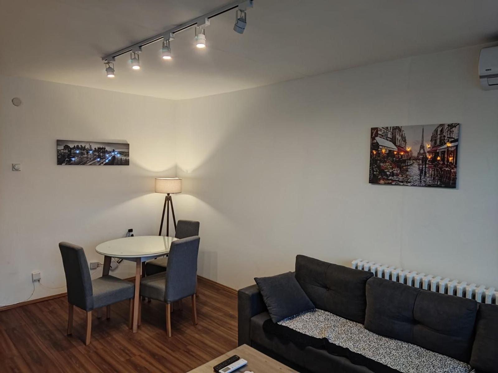 Sky View Luxury Center Skopje Apartments Zewnętrze zdjęcie